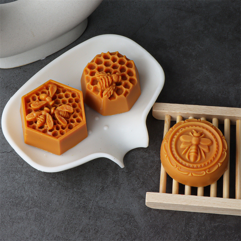 3D Flying Bee Honingraat Kaars - Soap Making Accessories recensie en prijs