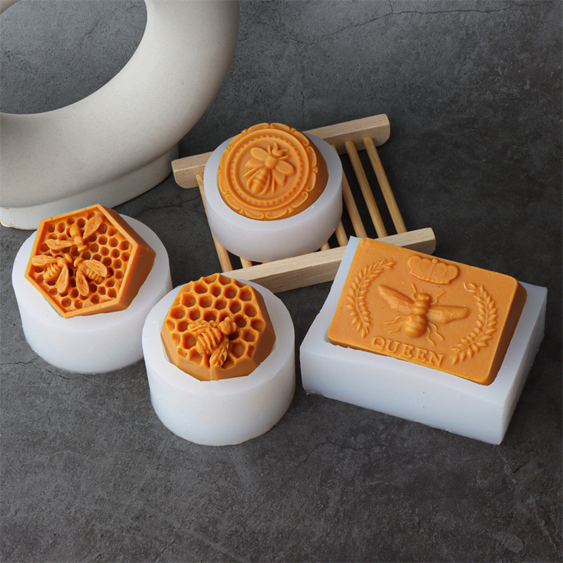 3D Flying Bee Honingraat Kaars - Soap Making Accessories recensie en prijs